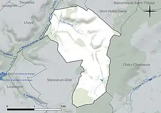Carte en couleur présentant le réseau hydrographique de la commune