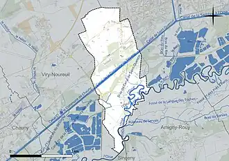 Carte en couleur présentant le réseau hydrographique de la commune