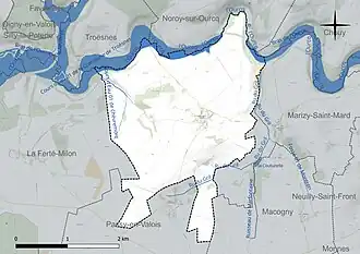 Carte en couleur présentant le réseau hydrographique de la commune