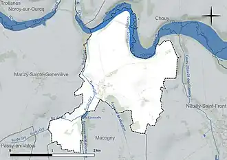 Carte en couleur présentant le réseau hydrographique de la commune