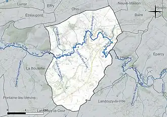 Carte en couleur présentant le réseau hydrographique de la commune
