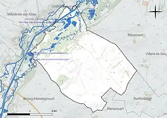Carte en couleur présentant le réseau hydrographique de la commune