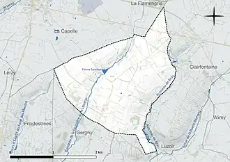 Carte en couleur présentant le réseau hydrographique de la commune