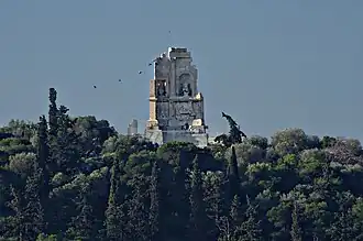 Monument de Philopappos vu de l'acropole d'Athènes