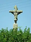 Croix monumentale près de la chapelle Sainte-Brigitte, partie sommitale (date gravée ː 1869).