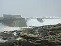 La tempête du 26 janvier 2014 à Guilvinec : vagues à l'assaut de la digue protégeant le port -1