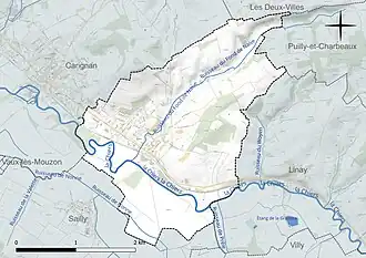 Carte en couleur présentant le réseau hydrographique de la commune