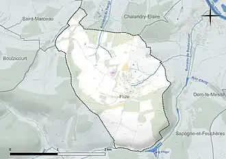 Carte en couleur présentant le réseau hydrographique de la commune