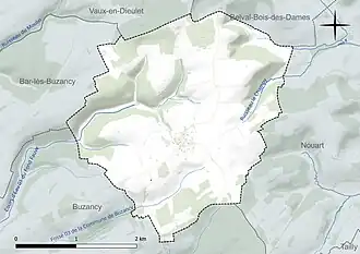 Carte en couleur présentant le réseau hydrographique de la commune