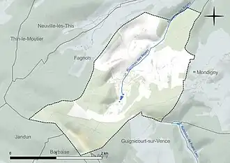 Carte en couleur présentant le réseau hydrographique de la commune