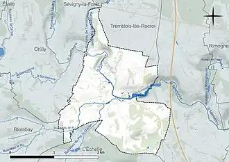 Carte en couleur présentant le réseau hydrographique de la commune