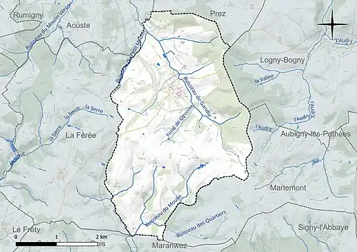 Carte en couleur présentant le réseau hydrographique de la commune