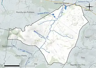 Carte en couleur présentant le réseau hydrographique de la commune