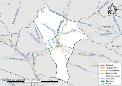 Carte en couleur présentant le réseau hydrographique de la commune