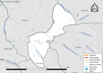 Carte en couleur présentant le réseau hydrographique de la commune