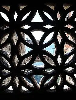 Claustra du pont des Soupirs à Venise.