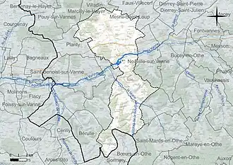 Carte en couleur présentant le réseau hydrographique de la commune