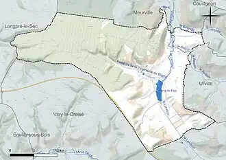 Carte en couleur présentant le réseau hydrographique de la commune