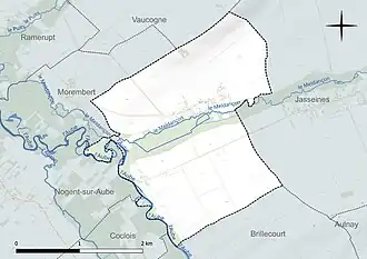 Carte en couleur présentant le réseau hydrographique de la commune