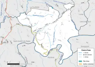 Carte en couleur présentant le réseau hydrographique de la commune