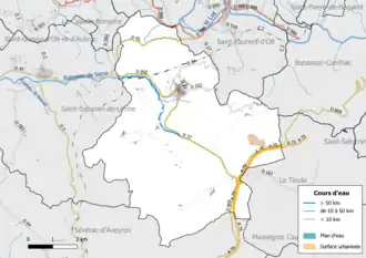 Carte en couleur présentant le réseau hydrographique de la commune