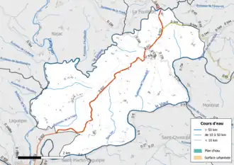 Carte en couleur présentant le réseau hydrographique de la commune
