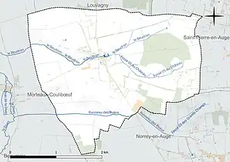 Carte en couleur présentant le réseau hydrographique de la commune