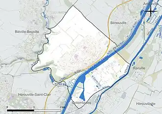 Carte en couleur présentant le réseau hydrographique de la commune