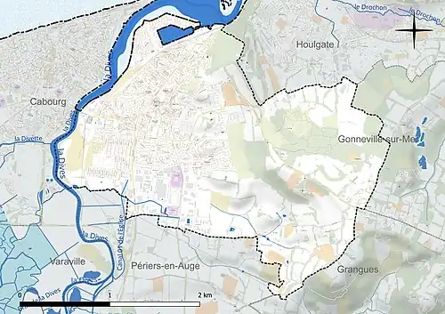 Carte en couleur présentant le réseau hydrographique de la commune