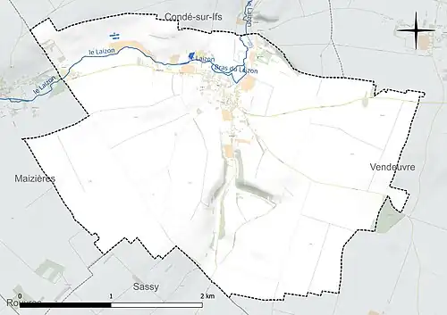 Carte en couleur présentant le réseau hydrographique de la commune