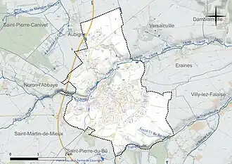 Carte en couleur présentant le réseau hydrographique de la commune