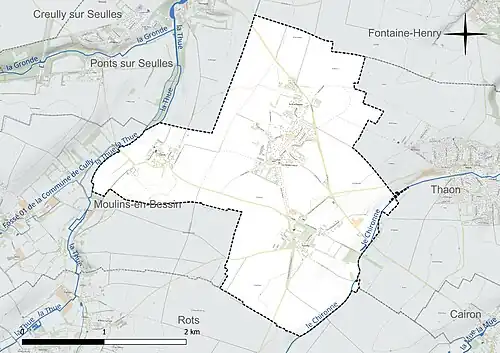 Carte en couleur présentant le réseau hydrographique de la commune