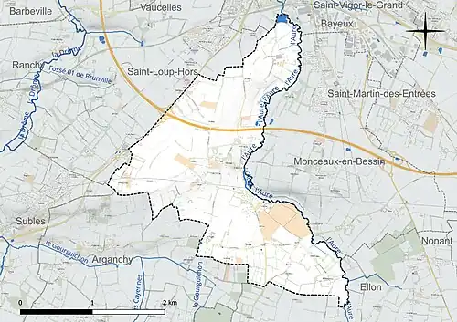 Carte en couleur présentant le réseau hydrographique de la commune