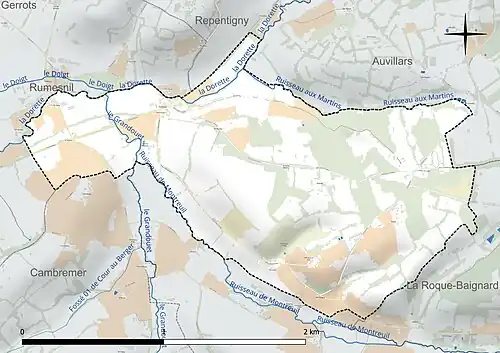 Carte en couleur présentant le réseau hydrographique de la commune