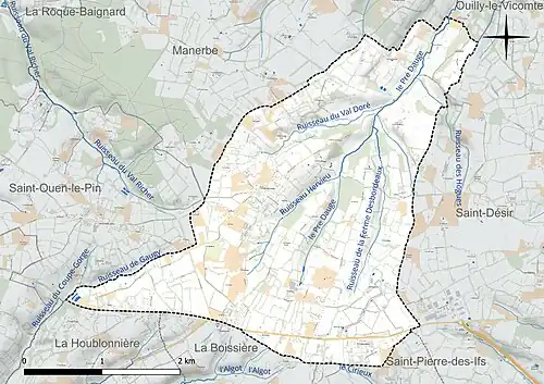 Carte en couleur présentant le réseau hydrographique de la commune