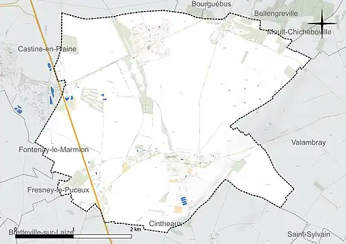 Carte en couleur présentant le réseau hydrographique de la commune