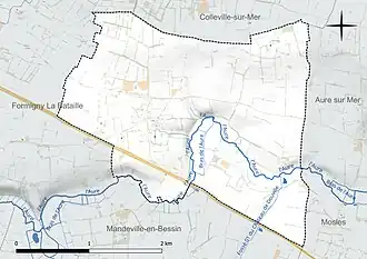 Carte en couleur présentant le réseau hydrographique de la commune