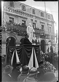 Inauguration de la statue de Jaurès place Jean-Jaurès à Castres en 1925.