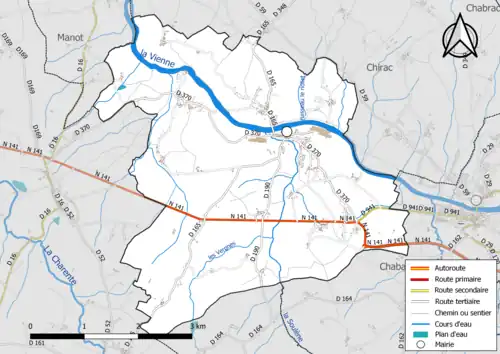 Carte en couleur présentant le réseau hydrographique de la commune