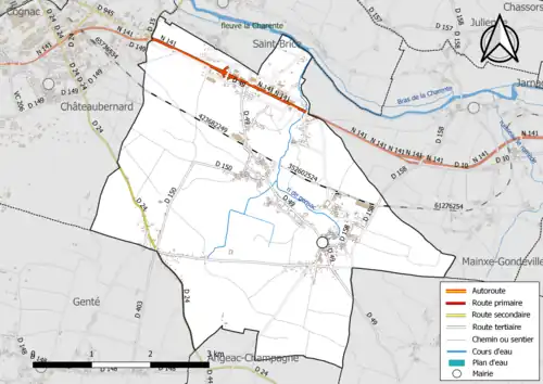Carte en couleur présentant le réseau hydrographique de la commune