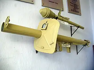 Panzerschreck et Panzerfaust.