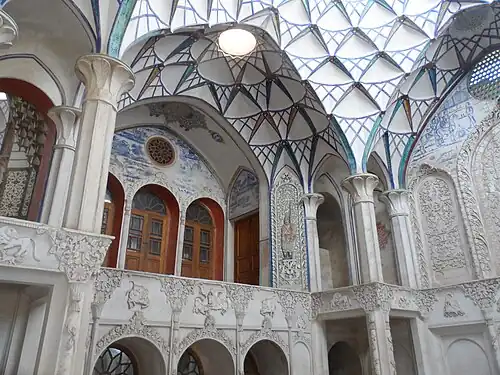 Hall principal de la maison marchande Boroujerdi