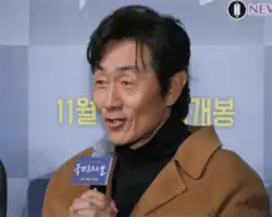 Heo Joon-ho&nbsp;(en)