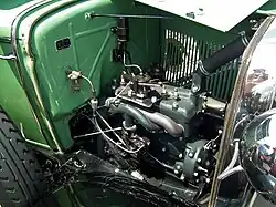 Moteur Ford 4 cylindres.