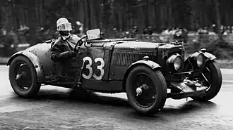 Aux 24 Heures du Mans 1935.