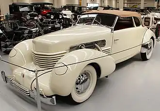 Cord 810/812 (1936).