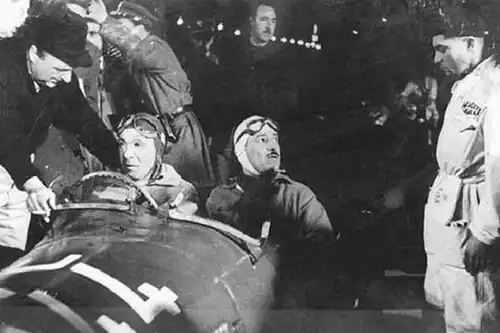 Biondetti à la Targa Florio 1949 au volant d'une 166 Spyder Corsa (#006i).