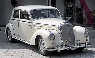 Mercedes-Benz 220 (Type 187)