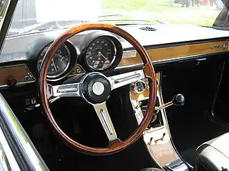 Tableau de bord d'une GT 1750 Veloce de 1970.