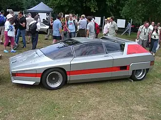 Image illustrative de l’article Alfa Romeo 33 Bertone Navajo